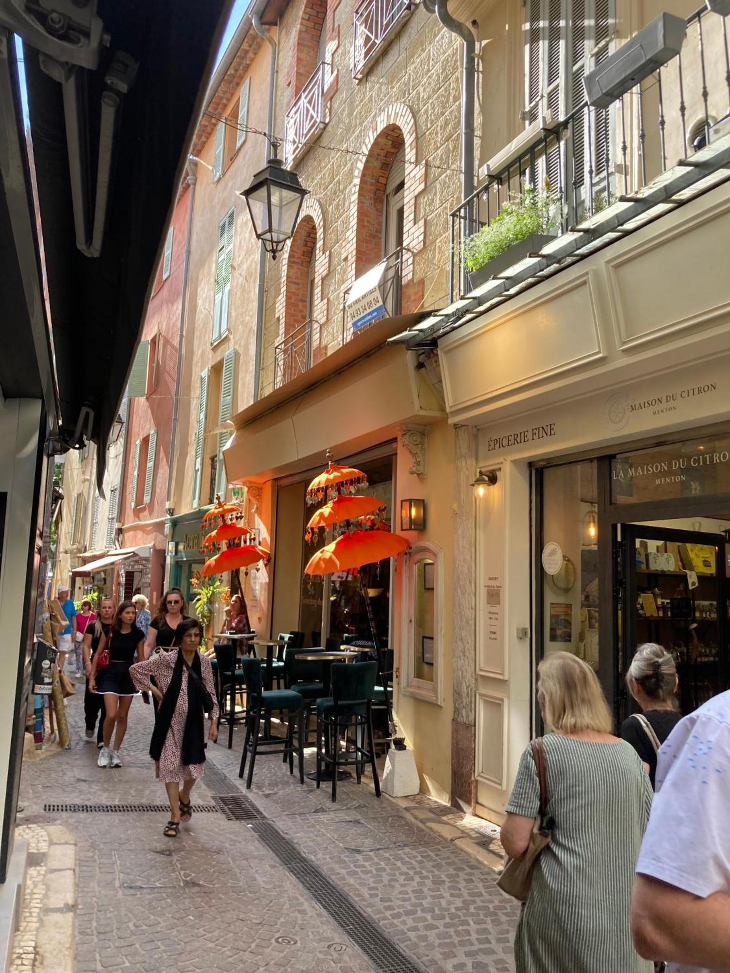 Appartement Picasso Walk Cosy Charm In Heart Of Old Town Ac And Wifi *